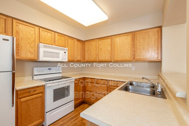 Building Photo - 6721 Antigua Dr