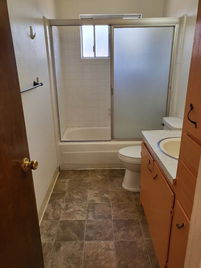 Building Photo - SH2229