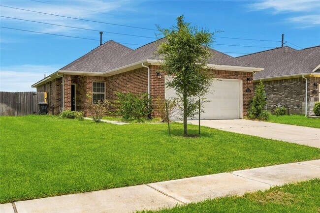 Building Photo - 7422 French Quarter Ct