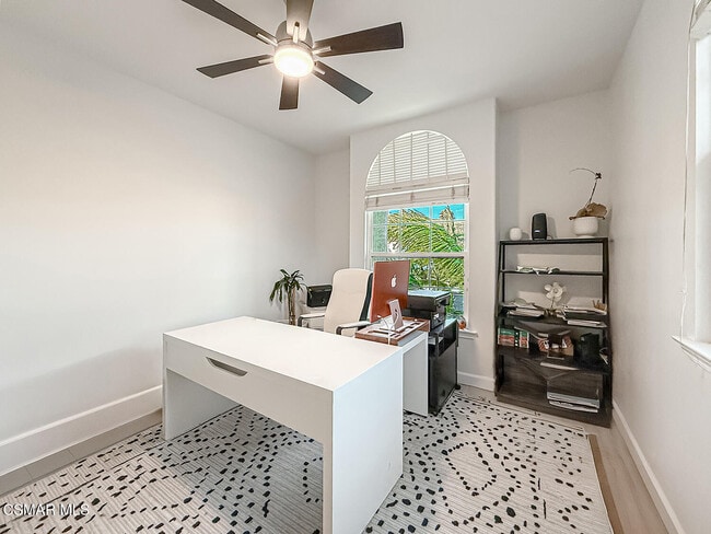 Building Photo - 5816 Painted Pony Cir