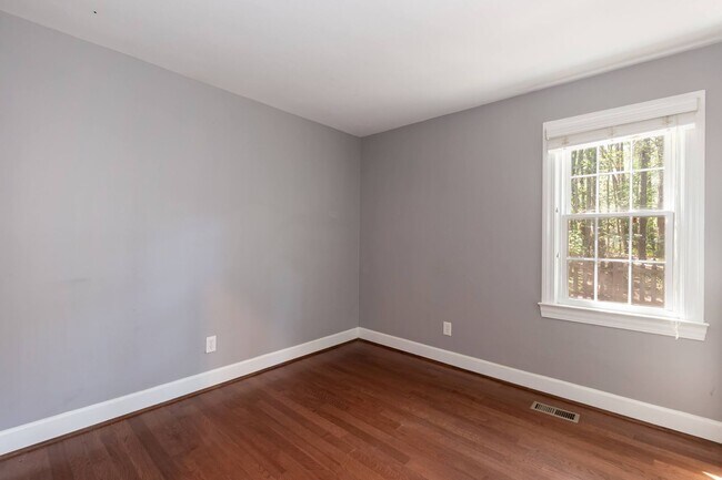 Building Photo - 7 Weathergreen Ct