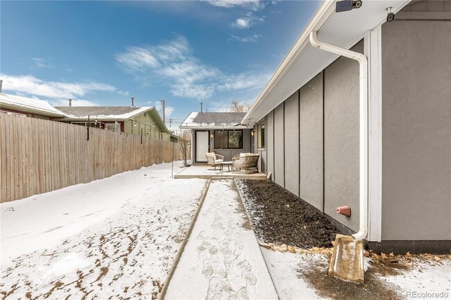 Building Photo - 49 S Hazel Ct