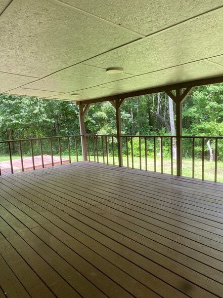 Building Photo - 720 Tennessee Acres Dr