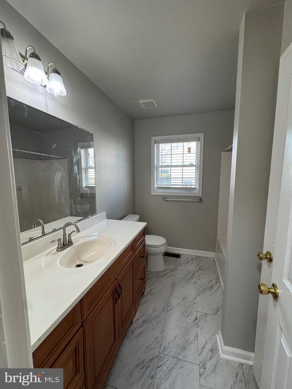 Building Photo - 14780 Jordan Ln