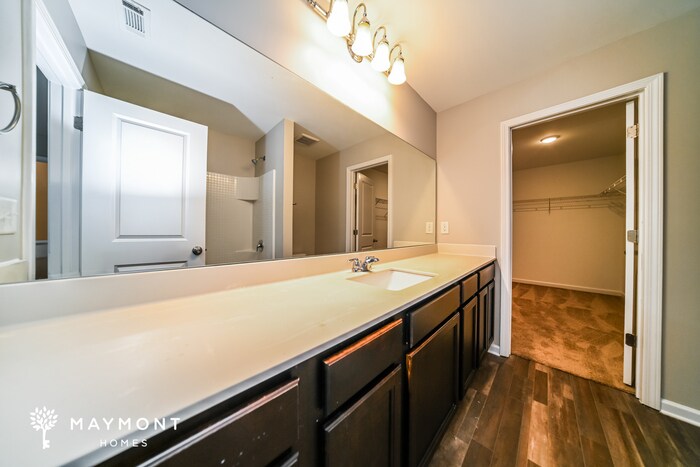 Building Photo - 1077 Cold Water Dr
