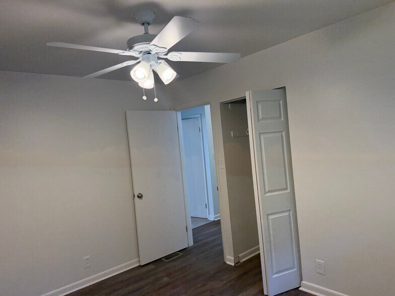 Building Photo - 3736 Rouge Way
