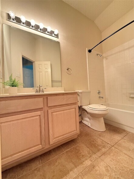 Building Photo - 7213 Randall Way