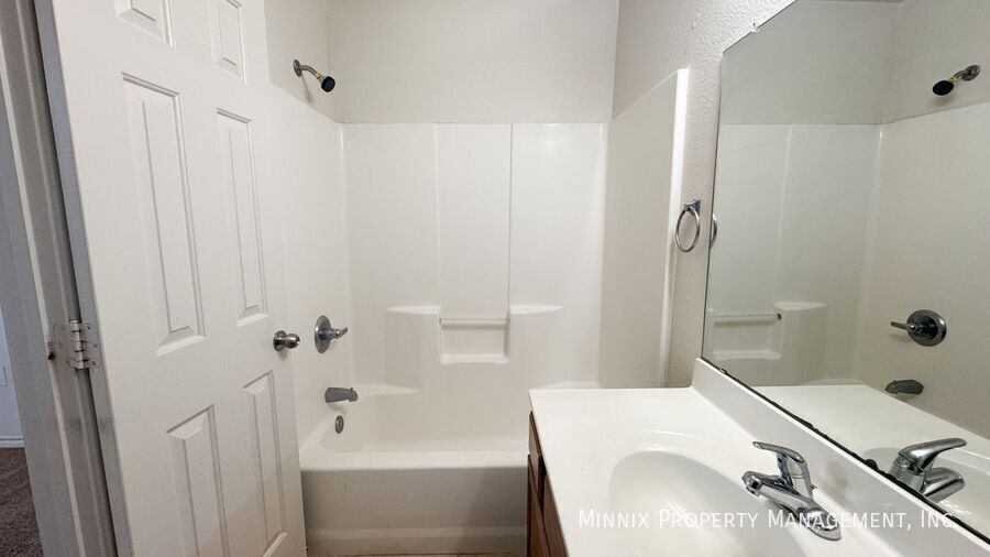 Building Photo - 5415 Marshall St