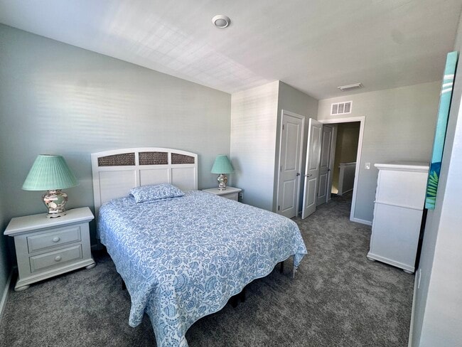 Building Photo - 1516 Fells Cove Ln