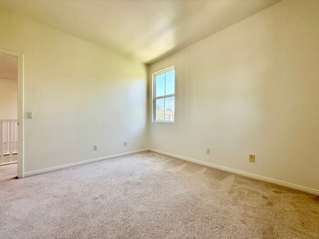 Building Photo - 13642 Pinnacle Way