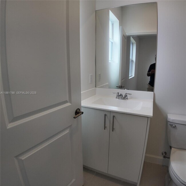 Building Photo - 35761 SW 178th Ct