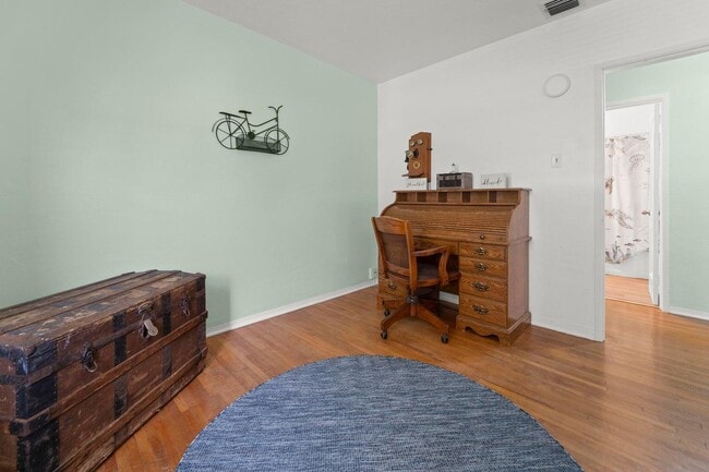 Building Photo - 306 Fernandina St