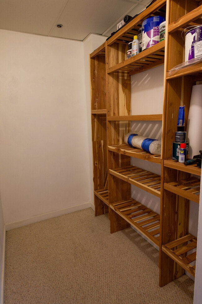 Building Photo - 701 W Jackson Blvd