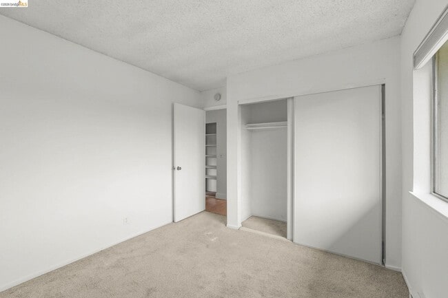 Building Photo - 981 Cheryl Ann Cir