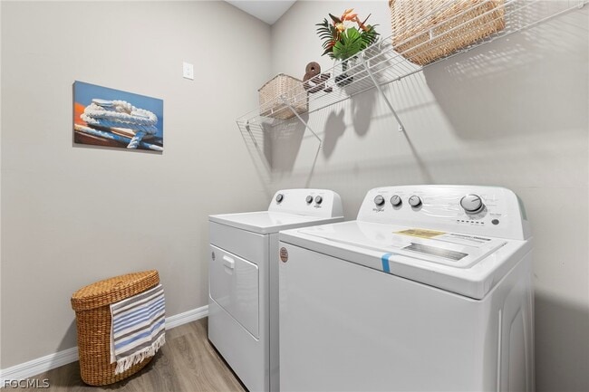 Building Photo - 1810 NE 3rd Ave