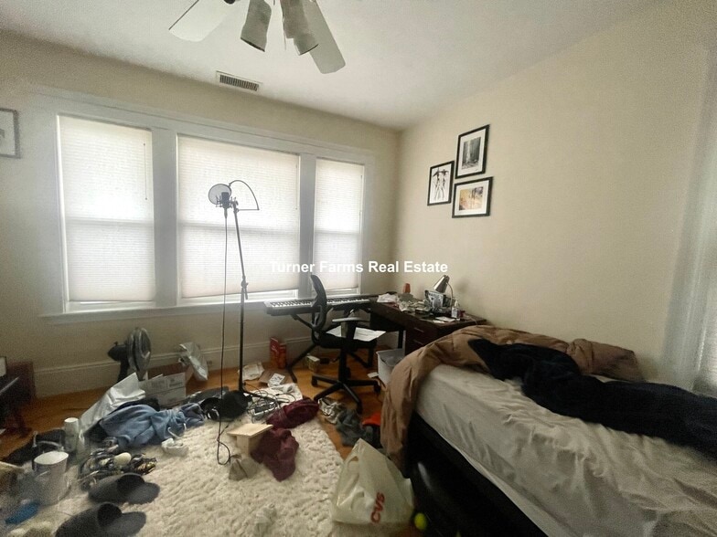 Building Photo - 207 Boston Ave