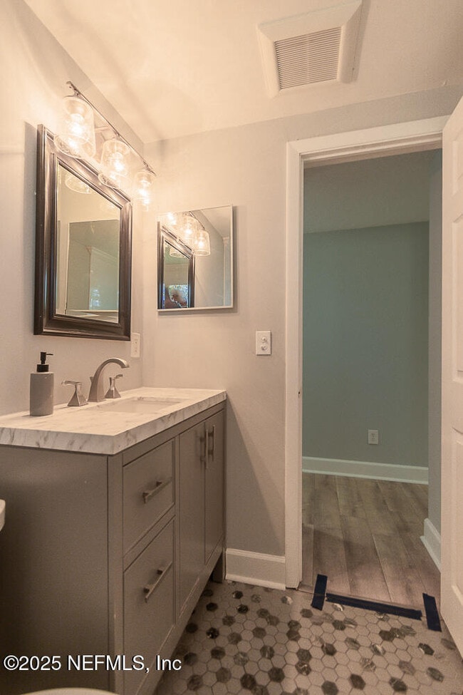 Building Photo - 43 Millie Dr