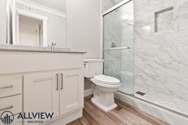 Building Photo - Highly Upgraded, Large Condo in Huntington Beach!