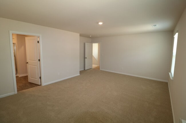 Building Photo - 182 Carriage Cove Cir