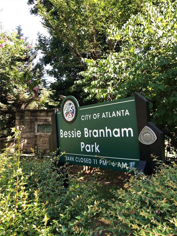 Building Photo - 183 Locust St NE