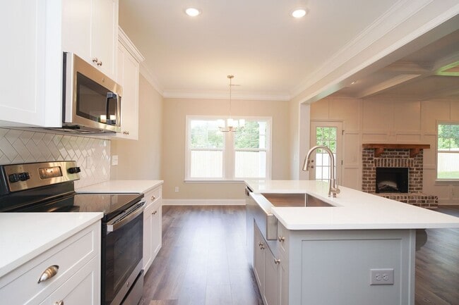 Building Photo - COMING SOON!    Westfield Plan | Presented by Kinloch Partners