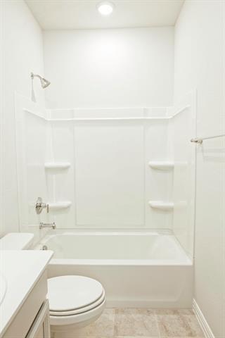 Building Photo - 625 Hidden Cove Dr