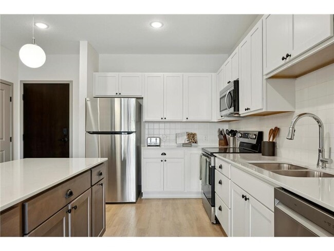 Building Photo - 7980 Rose St