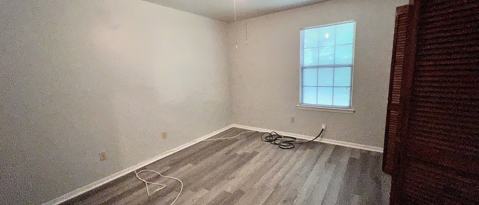Building Photo - 2114 Hollyhill Rd
