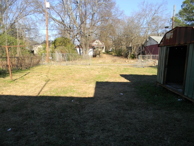 Building Photo - 4305 Pulaski St