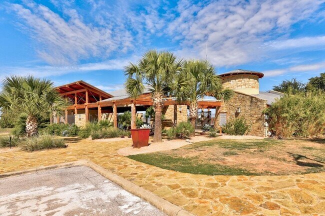 Building Photo - 21932 Agarito Ln