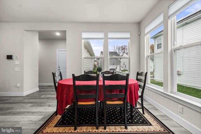 Building Photo - 1814 River Heritage Blvd