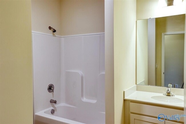 Building Photo - 12934 Tallulah Dr