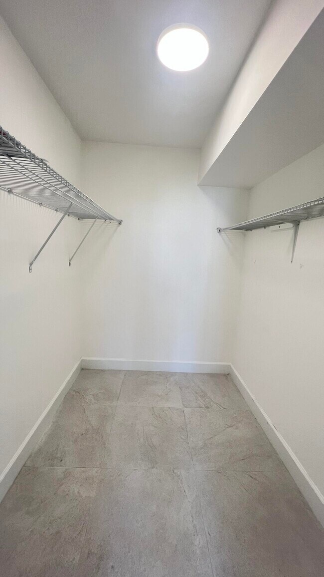 Building Photo - 4381 Trevi Ct