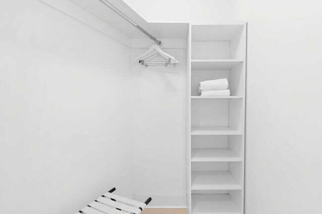 Building Photo - 4111 S Ocean Dr