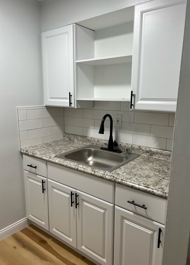 Building Photo - Main Street Milford Apartments LLC