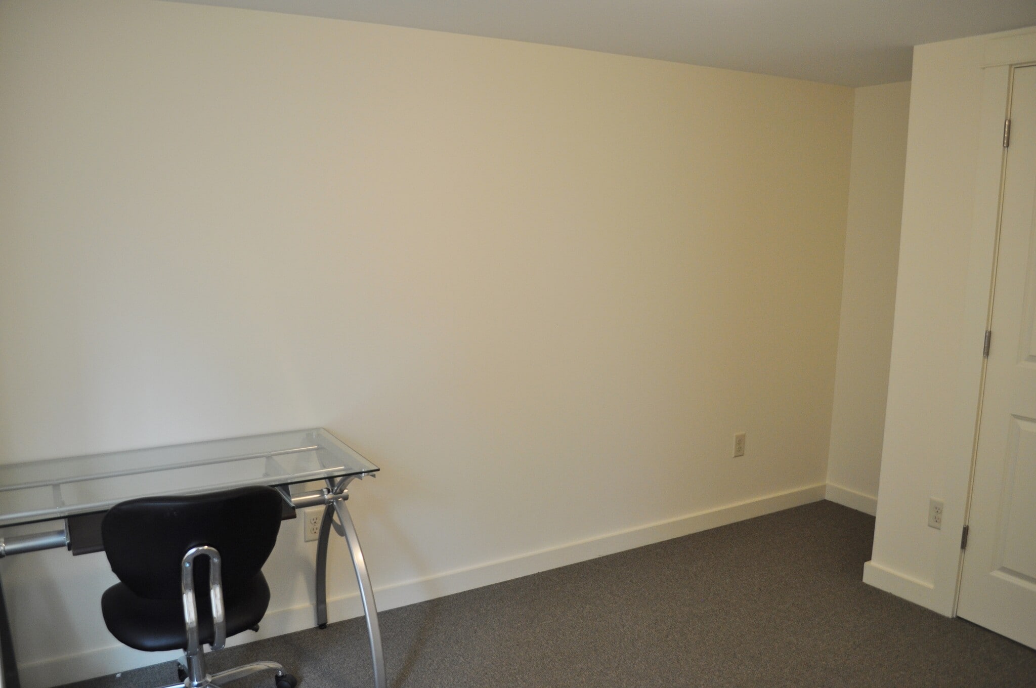 Building Photo - 203 Williams St