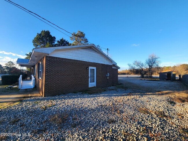 Building Photo - 189 Killis Murphy Rd