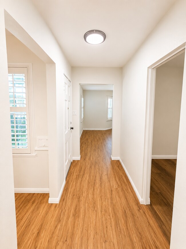 Building Photo - 2157 W 109th Pl