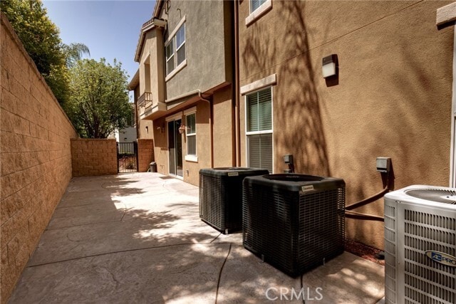 Building Photo - 6400 Marbella Ln