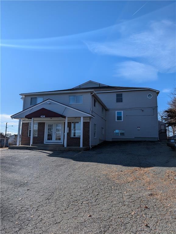 Building Photo - 420 Woodward Rd