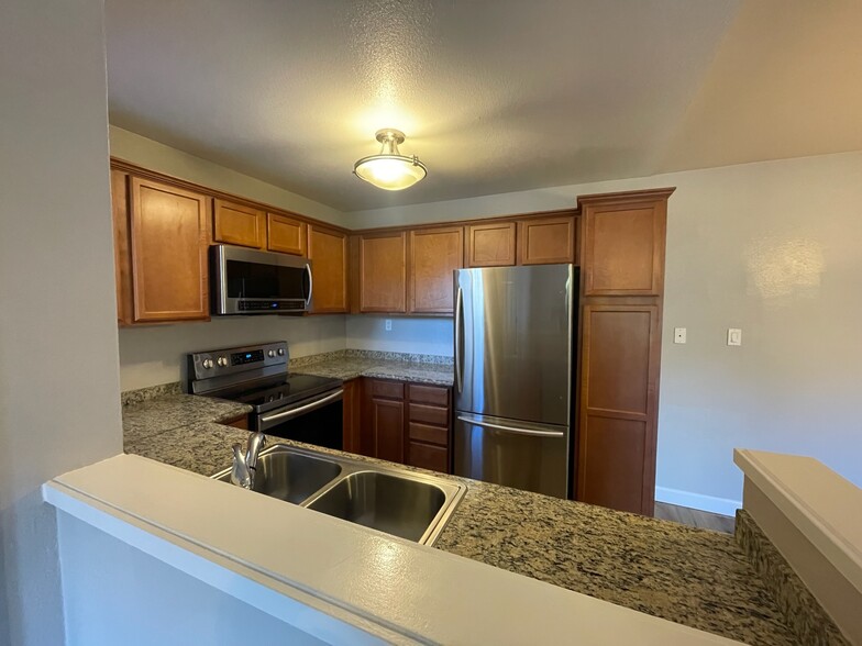 Building Photo - 12191 Cuyamaca College Dr E
