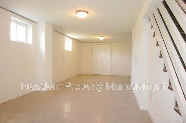Building Photo - 7128 Airlie Rd