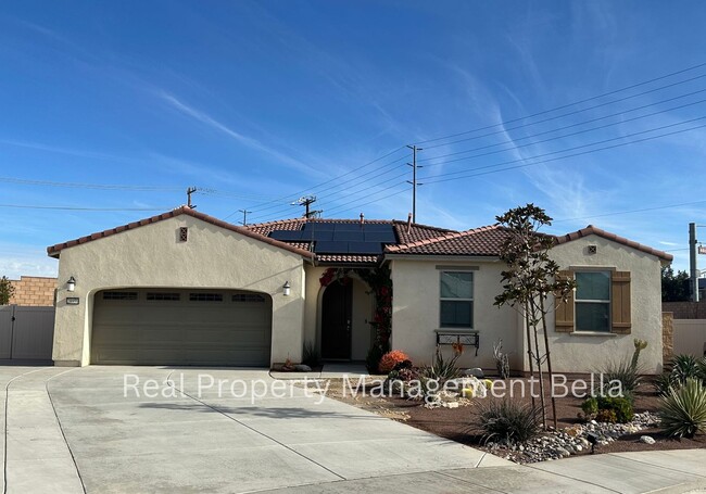 Primary Photo - Stunning Single-Story Home in Menifee with...