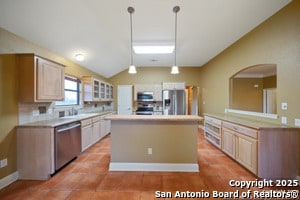 Building Photo - 1214 Sugar Land Dr