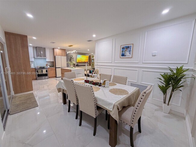 Building Photo - 7951 NW 37th Dr