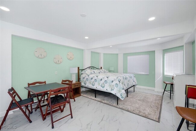 Building Photo - 1111 Schooner Pl