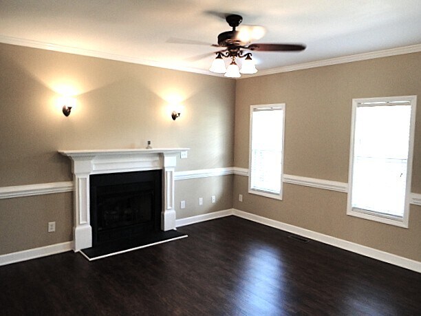 Building Photo - 7904 Willow Croft Dr