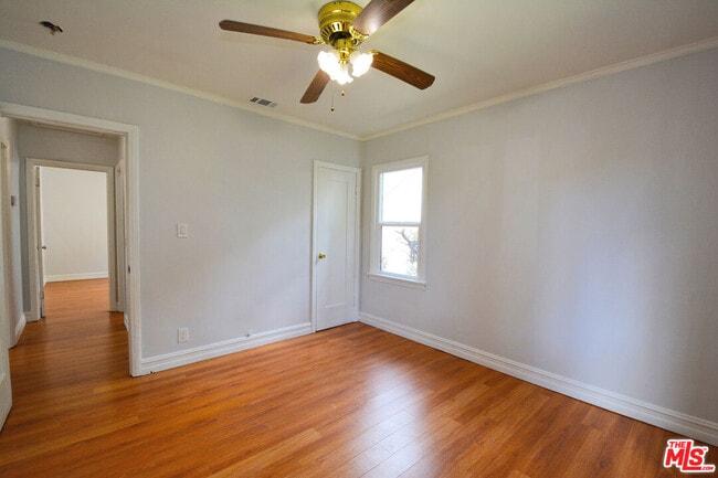 Building Photo - 179 W Spazier Ave