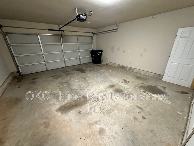 Building Photo - 1306 SW 25th Street