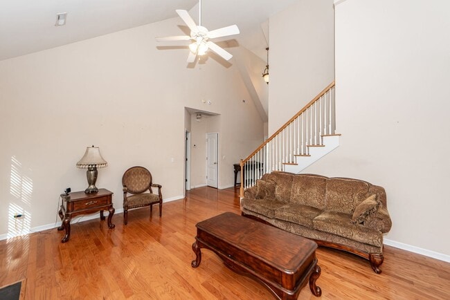 Building Photo - 5 Bedroom 2.5 Bath Home in Indigo Fields - North Charleston